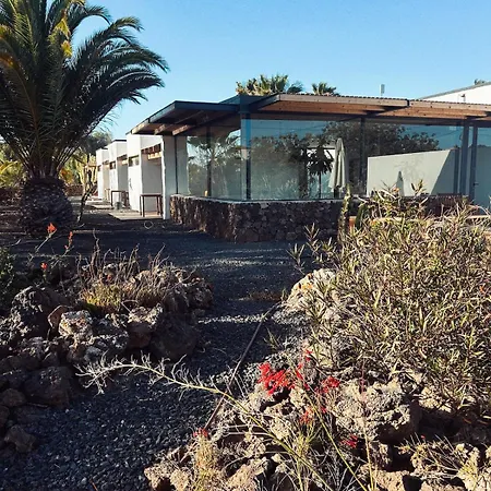 Asulito 400 M2 House With Pool Lajares