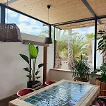 Asulito 400 M2 House With Pool Лахарес