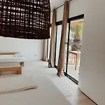 Asulito 400 M2 House With Pool