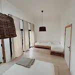 Вилла Asulito 400 M2 House With Pool Лахарес