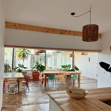 וילה Asulito 400 M2 House With Pool
