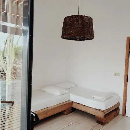 Asulito 400 M2 House With Pool וילה לאחארס