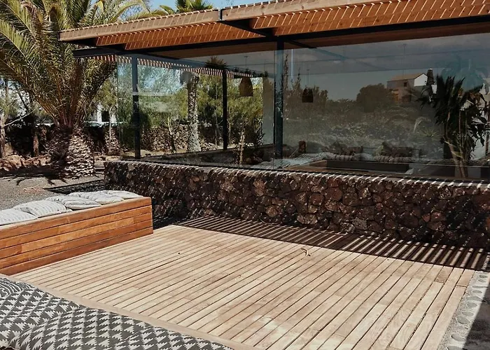 Villa Asulito 400 M2 House With Pool Lajares