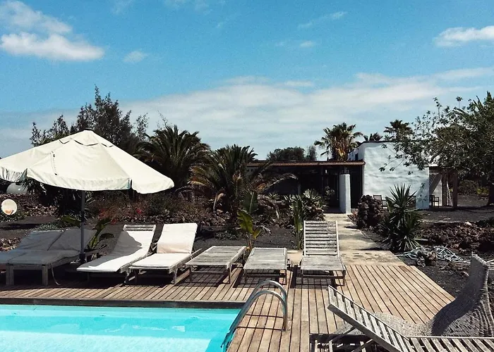 Asulito 400 M2 House With Pool *