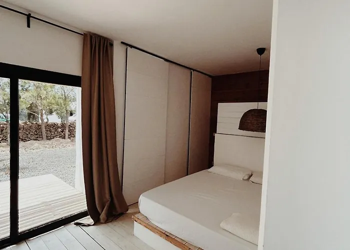 Asulito 400 M2 House With Pool Lajares