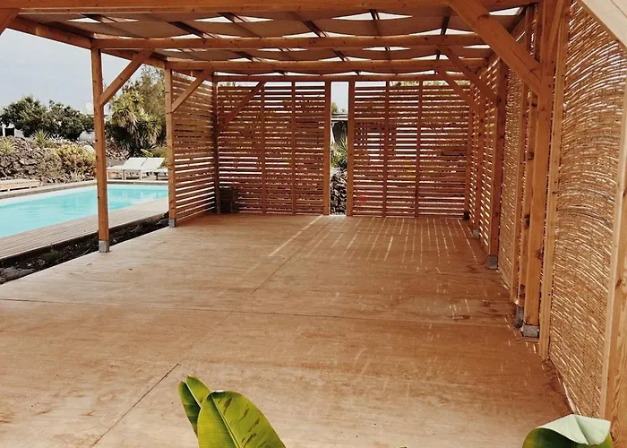 Asulito 400 M2 House With Pool