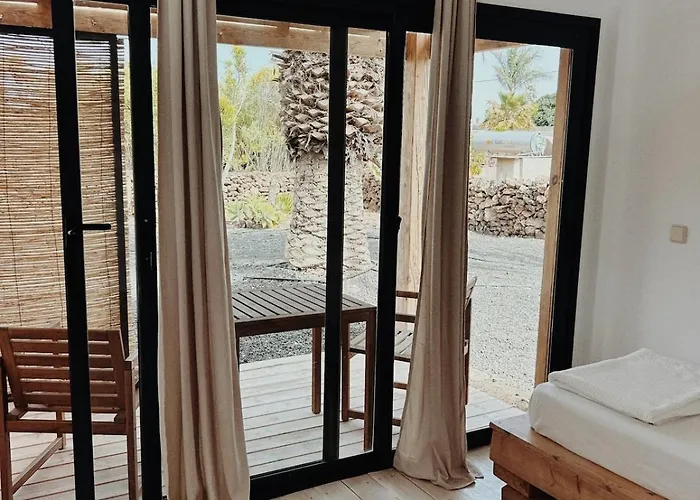 Asulito 400 M2 House With Pool Lajares