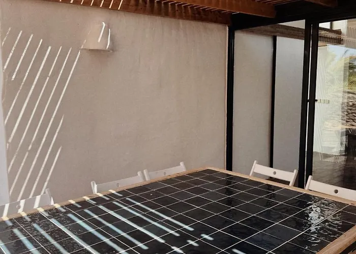 Asulito 400 M2 House With Pool *