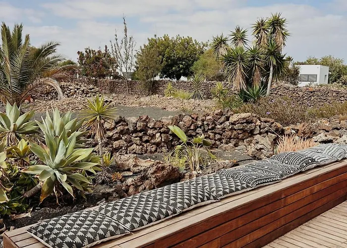 Asulito 400 M2 House With Pool * Lajares